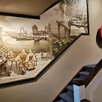 Отель Parkzicht 4*